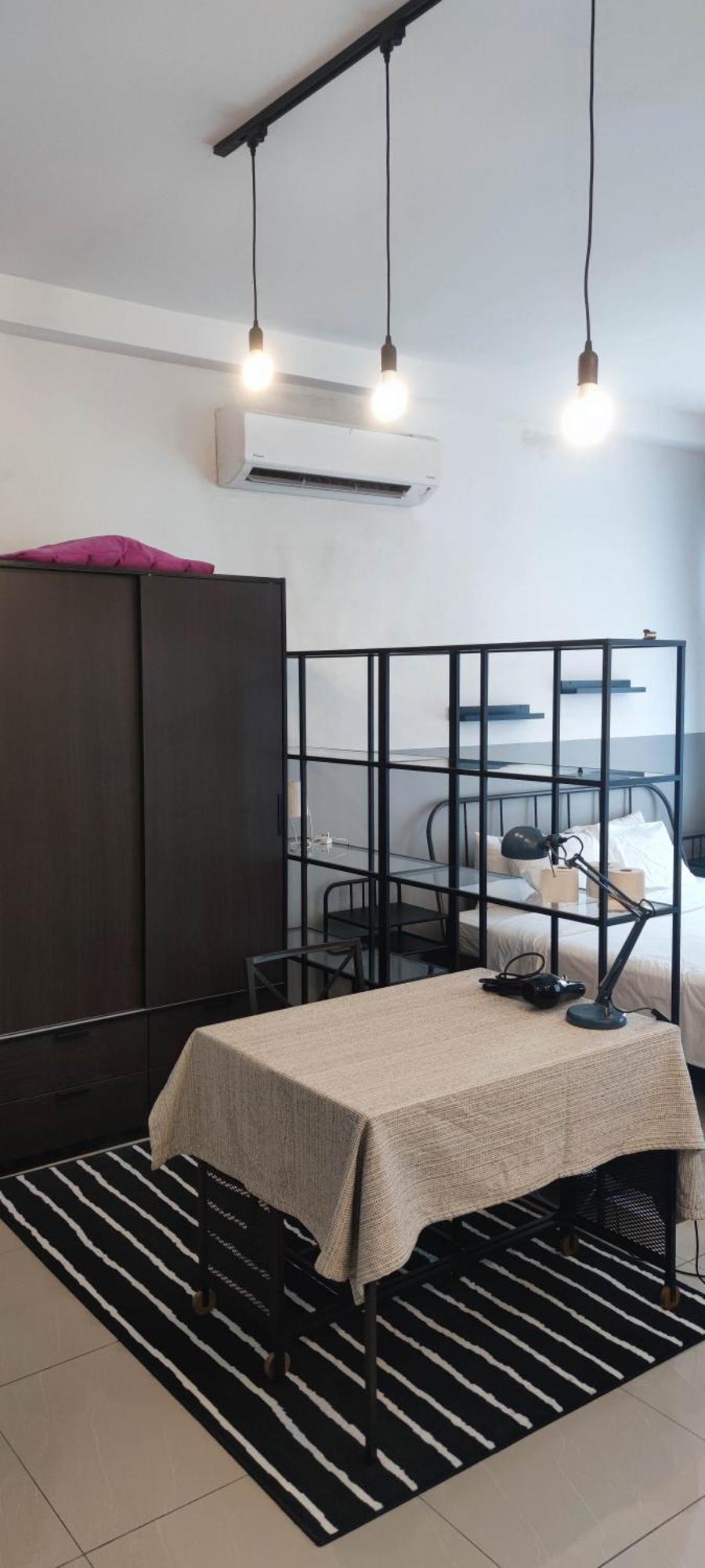 Molek Regency Taman Molek Hotel