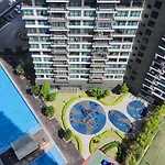 Molek Regency Taman Molek