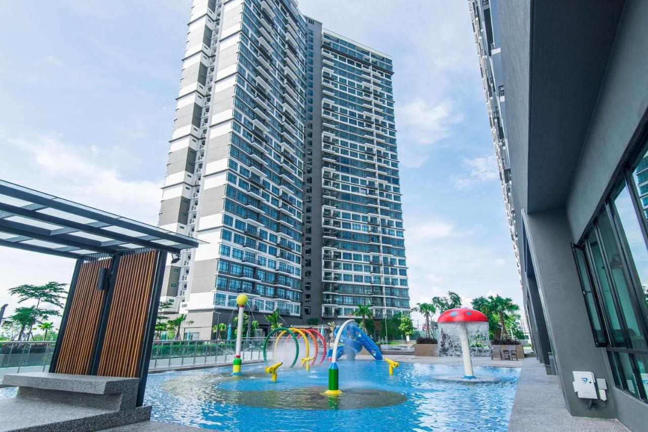 Molek Regency Taman Molek Johor Bahru